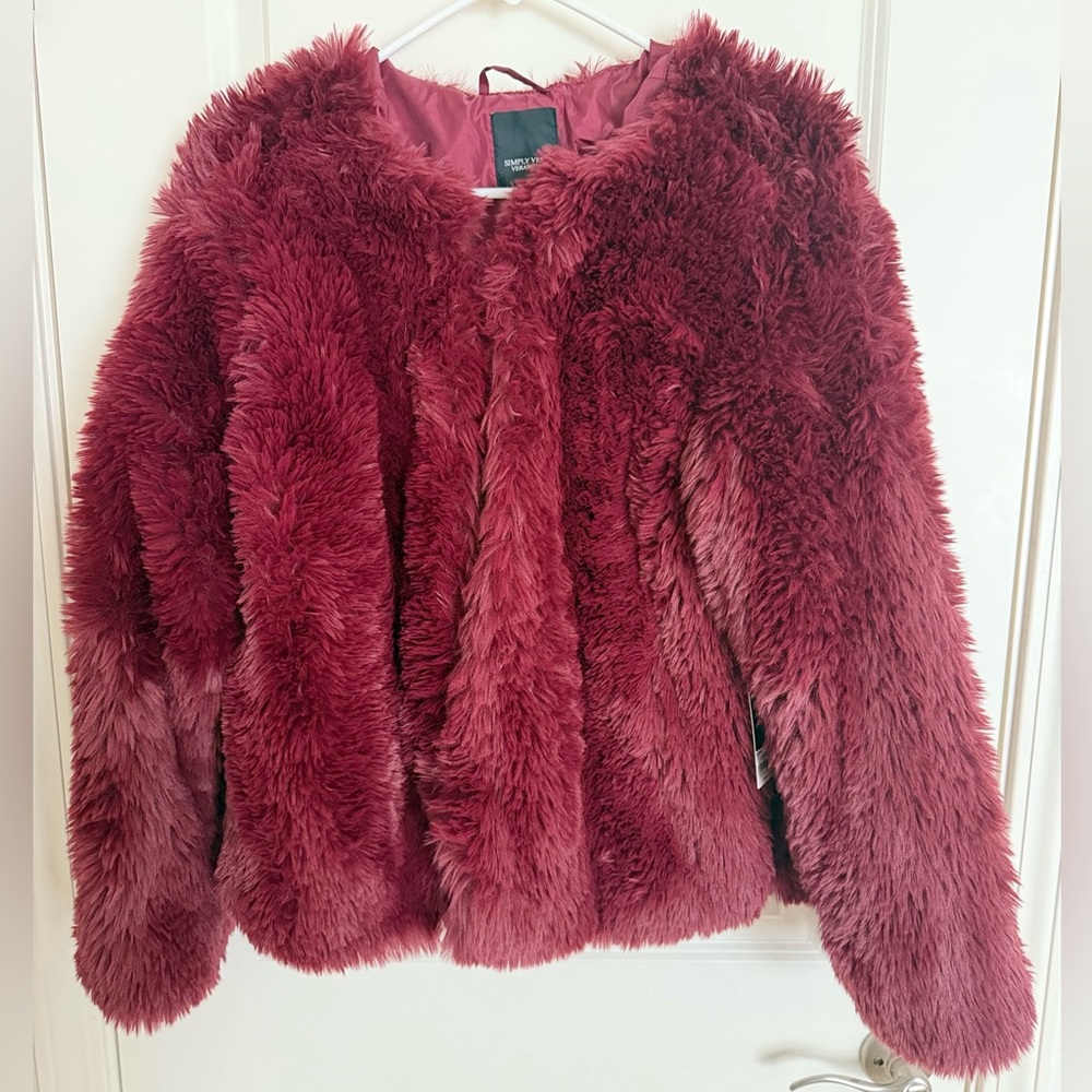 SIMPLY VERA WANG MAROON RED FAUX FUR GLAM FURRY RAVE SHERPA JACKET BURGUNDY - Picture 2 of 13